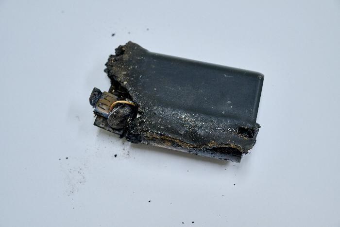 モバイルバッテリー