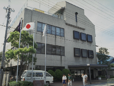 障害福祉会館かしの木園