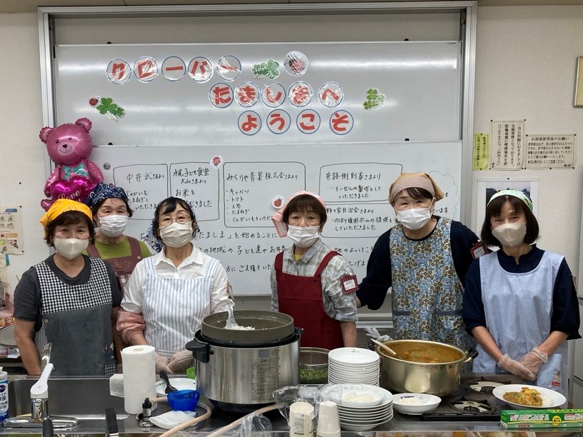 みんなの食堂「クローバーたましま」スタッフ写真