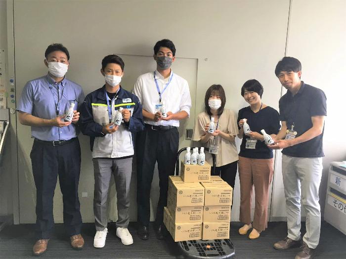 大阪ガスマーケティング株式会社様から寄附の様子