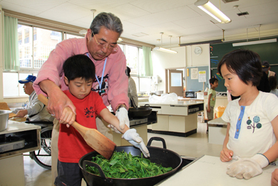 茶作りの様子