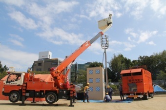 電気設備復旧訓練の様子の画像