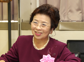 相馬 芳枝さん（神戸大学特別顧問）の写真