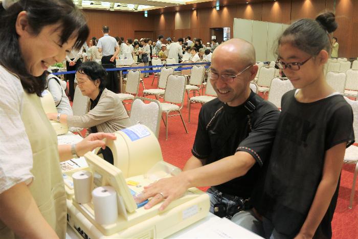 血管年齢を測る市民