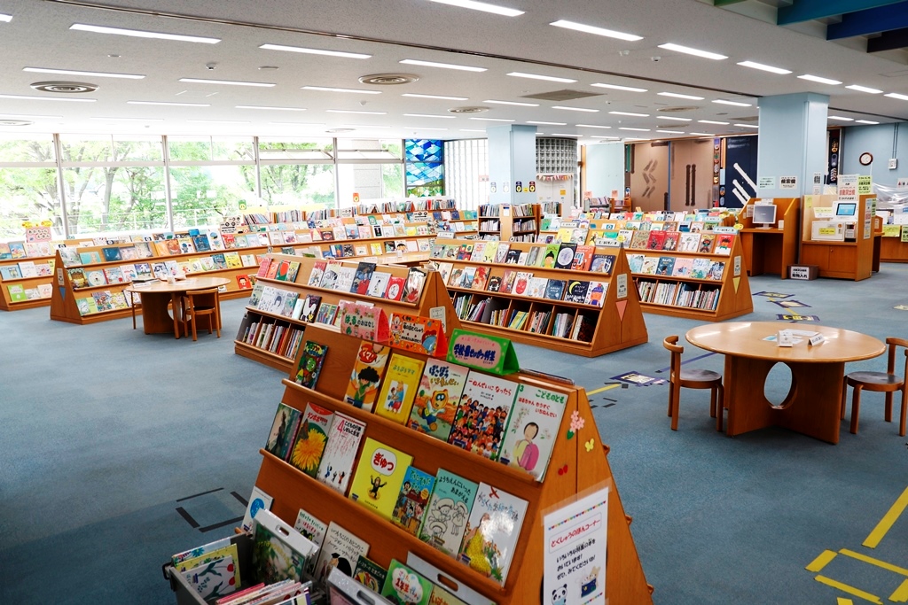 中央図書館