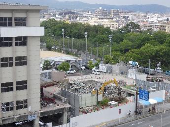 人工台地解体中2