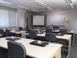 実習室
