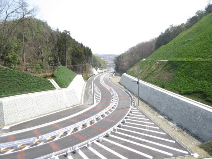 市道福井粟生間谷線