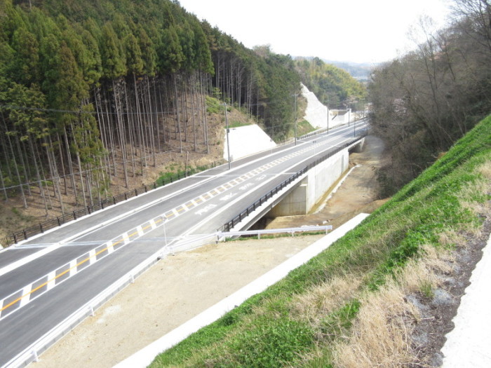 市道福井粟生間谷線