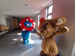 ミャクミャクと一緒に