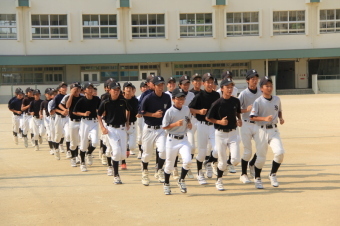 西中野球部の練習風景を撮影した画像