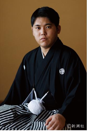 畠山氏写真（新潮社提供）