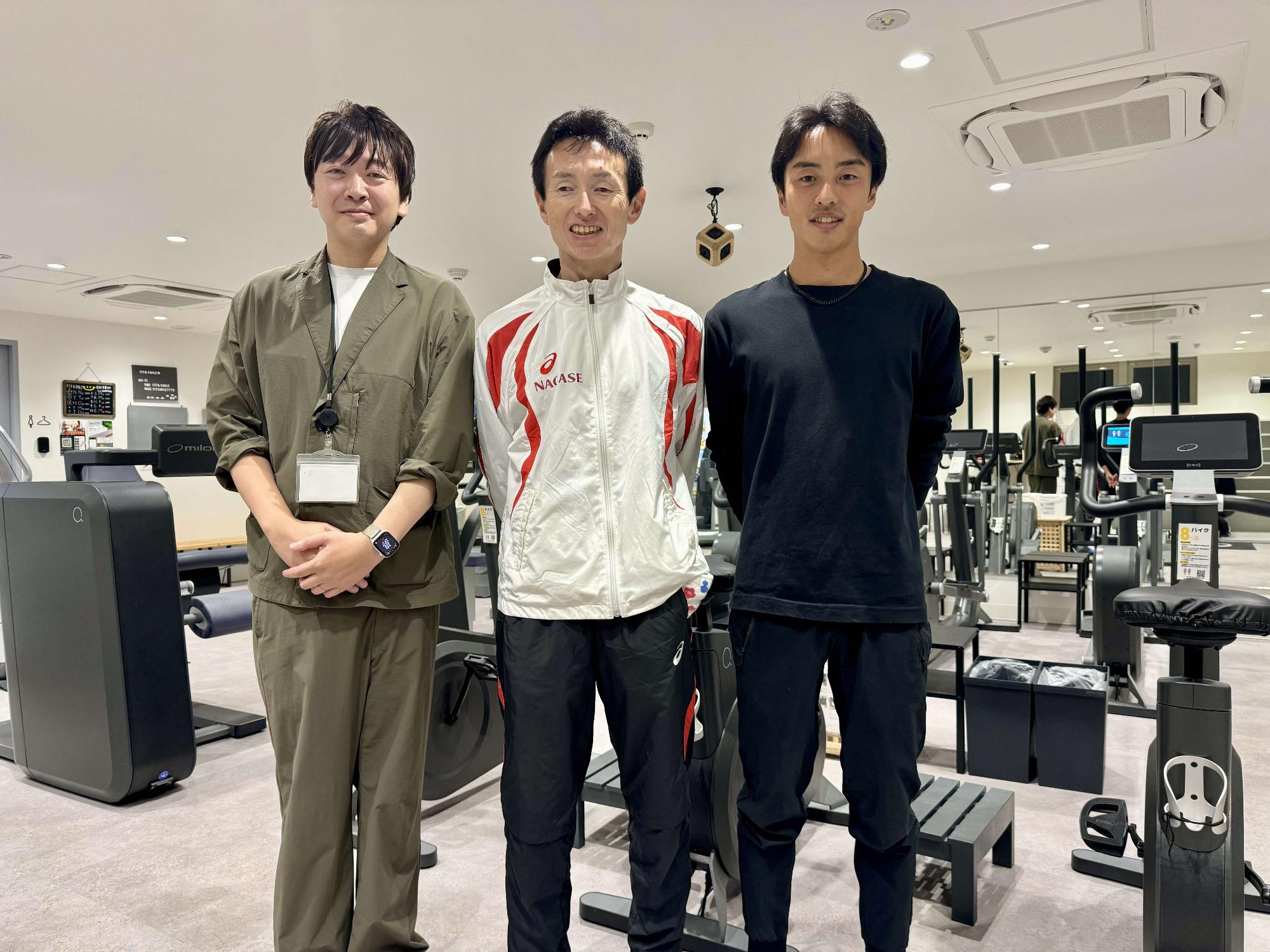 和田選手とガイドランナーの長谷部選手と代表の寺前さん