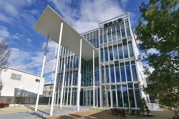 藍野大学・藍野大学短期大学の写真